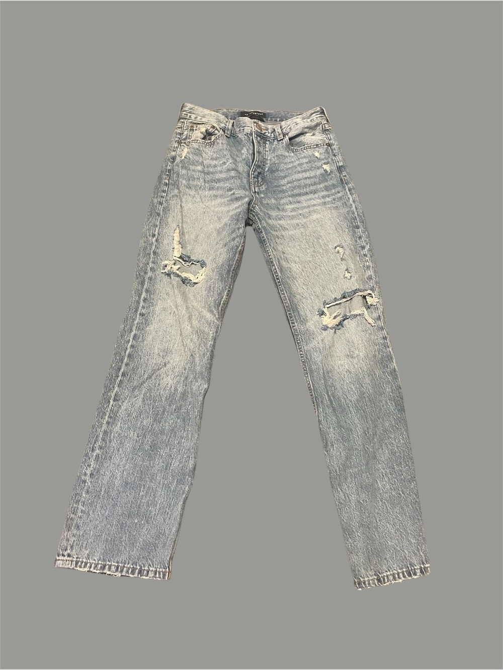 Aeropostale 90’s baggy light blue distressed jeans size 6 regular